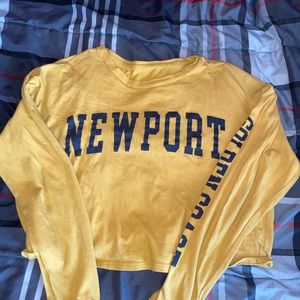 Cropped “Newport” longsleeve tee